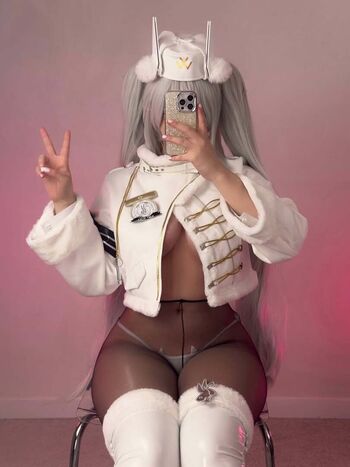 Lila Minx