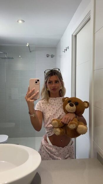 Full leaked Lilaraylee private onlyfans photo