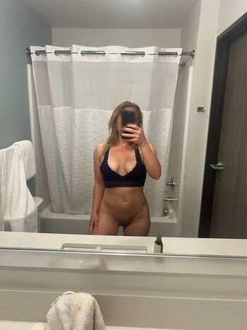 Full leaked Lilarove page private onlyfans photo