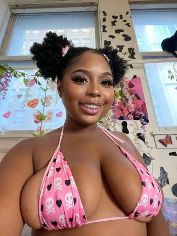Full leaked Lilbabyashleyy private onlyfans photo