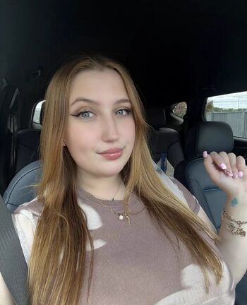 Full leaked Lilcannoliz private onlyfans photo