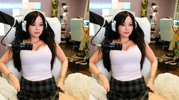 Full leaked Lilchiipmunk page private onlyfans photo