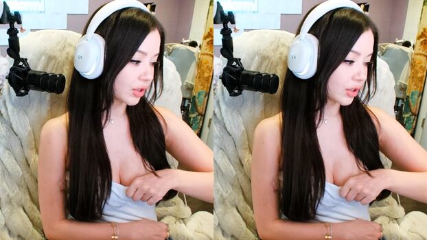 Full leaked Lilchiipmunk page private onlyfans photo