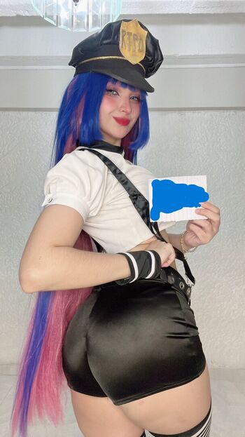 Lilcutiecherie/angelicwaifu_