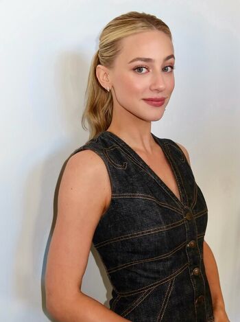 Full leaked Lili reinhart page private onlyfans photo