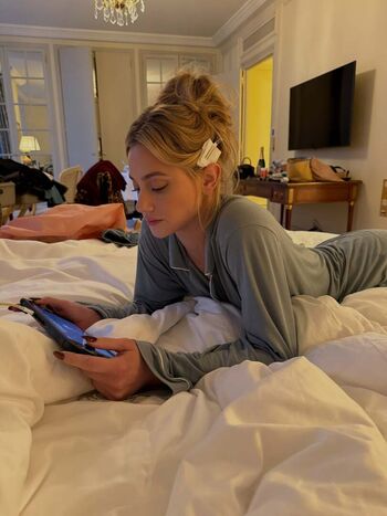 Full leaked Lili reinhart page private onlyfans photo