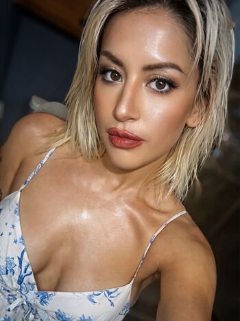 Full leaked Lililash private onlyfans photo