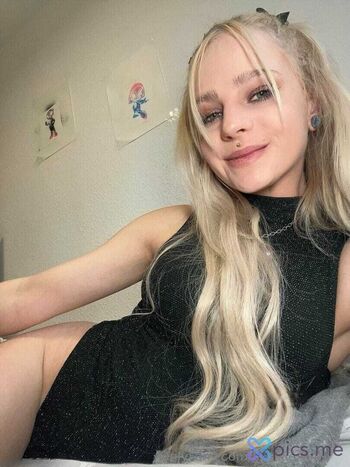 Full leaked Lilkikiexclusive private onlyfans photo