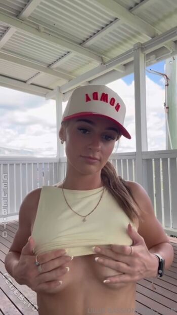 Full leaked Lillie bass private onlyfans photo