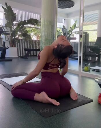 Full leaked Lilly dubai private onlyfans photo