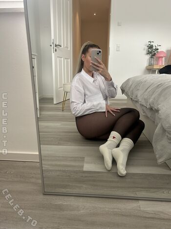 Full leaked Lilou loves nylon private onlyfans photo
