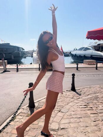 Full leaked Lily chee private onlyfans photo