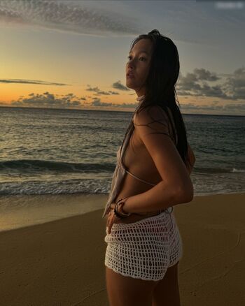 Full leaked Lily chee page private onlyfans photo