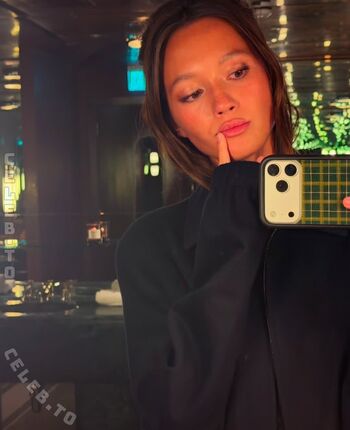 Full leaked Lily chee page private onlyfans photo