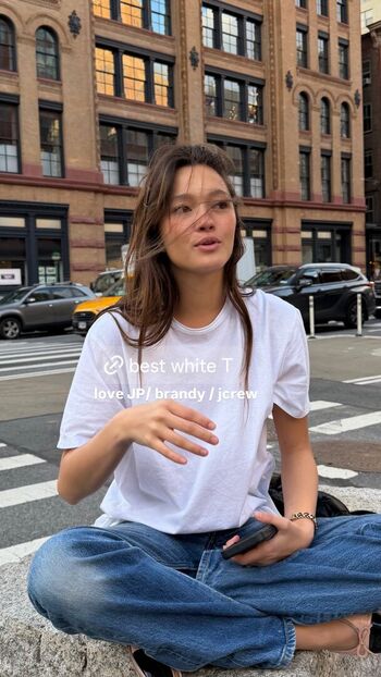 Full leaked Lily chee page private onlyfans photo