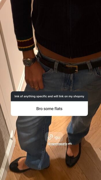 Full leaked Lily chee page private onlyfans photo