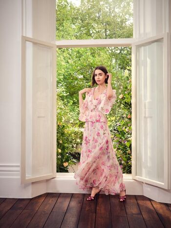Full leaked Lily collins private onlyfans photo