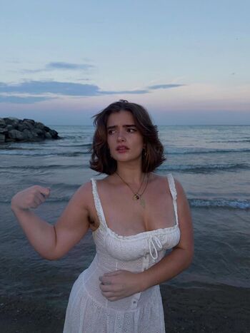 Full leaked Lily eagla private onlyfans photo