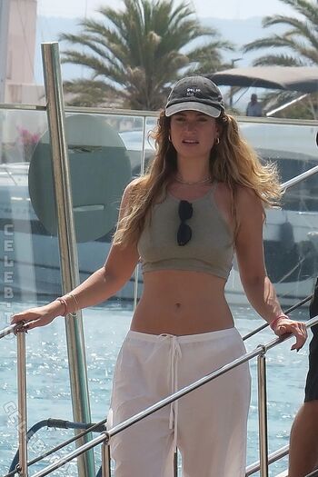 Full leaked Lily james page private onlyfans photo