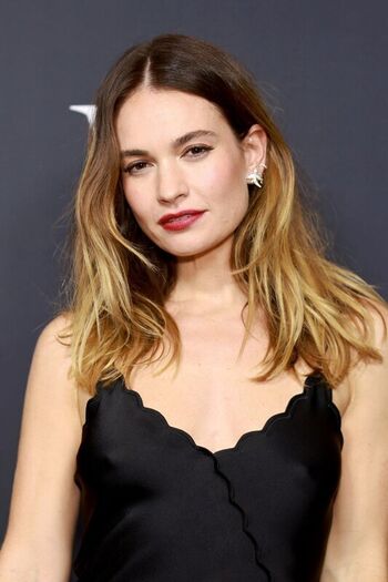 Full leaked Lily james private onlyfans photo