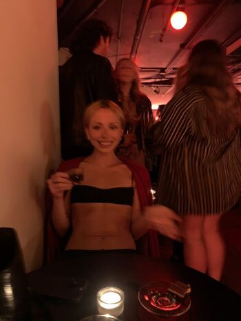Full leaked Lily mo sheen private onlyfans photo