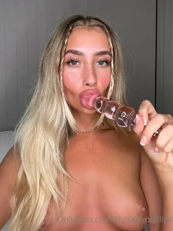 Full leaked Lily phill private onlyfans photo