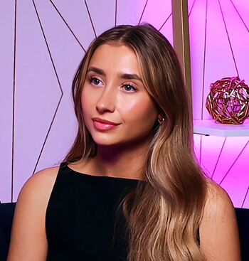Full leaked Lily phill private onlyfans photo