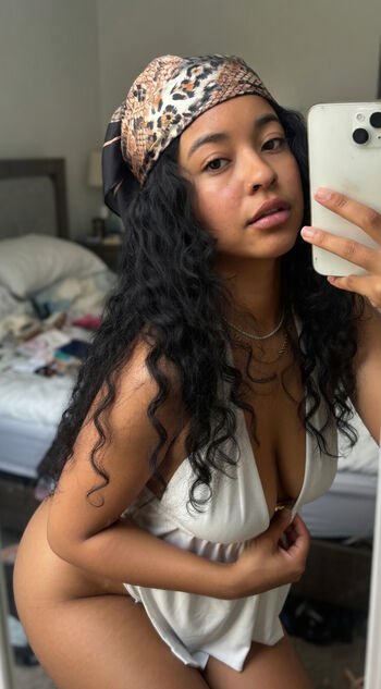 Full leaked Lily private onlyfans photo