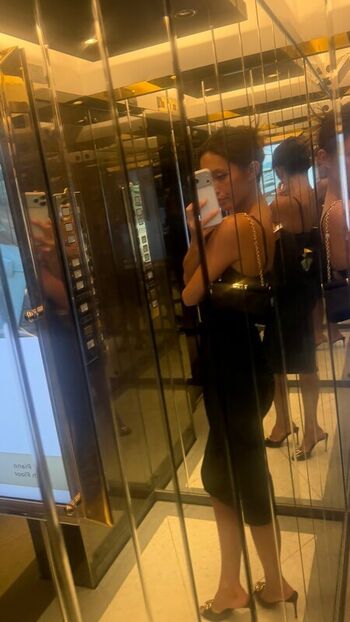 Full leaked Lilychee private onlyfans photo