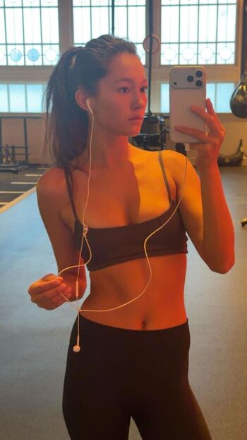 Full leaked Lilychee private onlyfans photo