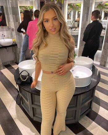 Full leaked Lilyjanexx private onlyfans photo