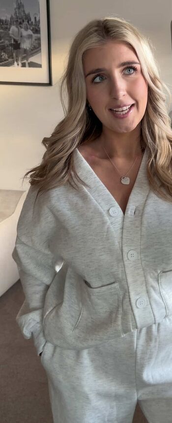 Full leaked Lilymeganmay private onlyfans photo
