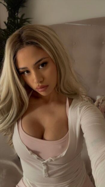Full leaked Lilyseastar private onlyfans photo