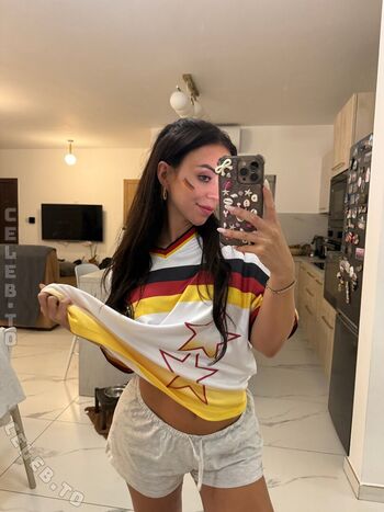 Full leaked Linawifey private onlyfans photo
