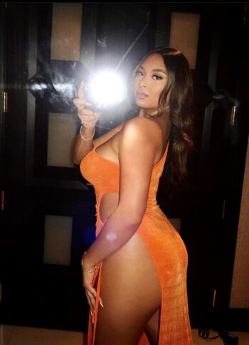 Full leaked Linda vo page private onlyfans photo