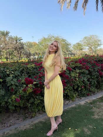 Full leaked Lindsay lohan page private onlyfans photo