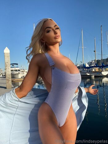 Full leaked Lindsay pelas private onlyfans photo