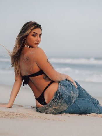 Full leaked Lindsay sento page private onlyfans photo