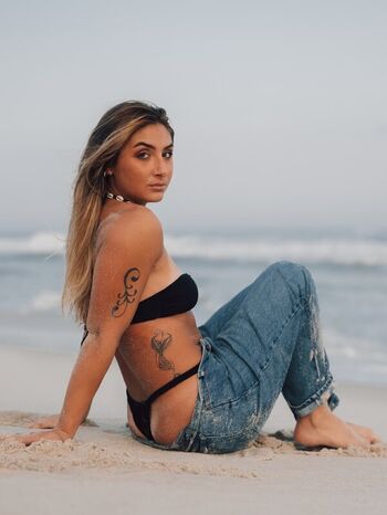 Full leaked Lindsay sento page private onlyfans photo