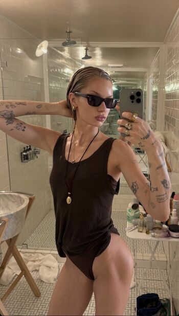 Lindsay Vrckovnik Linmick