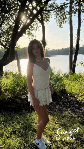 Full leaked Lindsey lamer private onlyfans photo