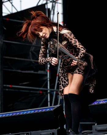 Full leaked Lindsey stirling private onlyfans photo