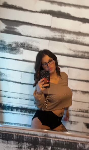Full leaked Lindzee  page private onlyfans photo