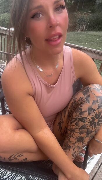 Full leaked Lindzee private onlyfans photo
