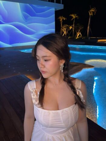 Full leaked Ling  ee page private onlyfans photo