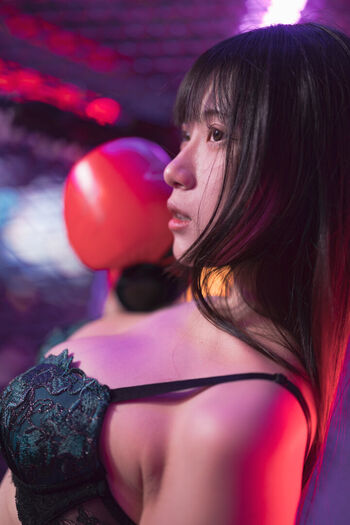 Full leaked Ling chen page private onlyfans photo