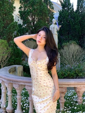 Full leaked Lingdfg page private onlyfans photo