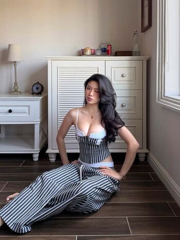 Full leaked Lingdfg page private onlyfans photo