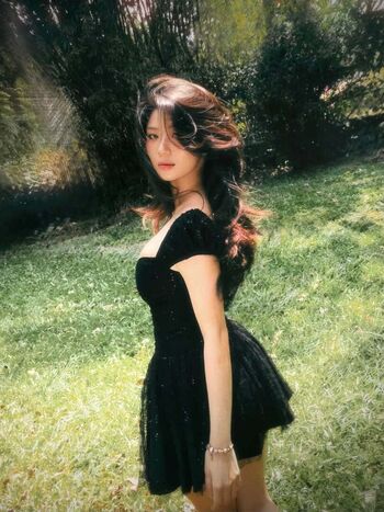 Full leaked Lingdfg page private onlyfans photo