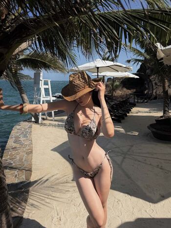 Full leaked Lingdfg private onlyfans photo